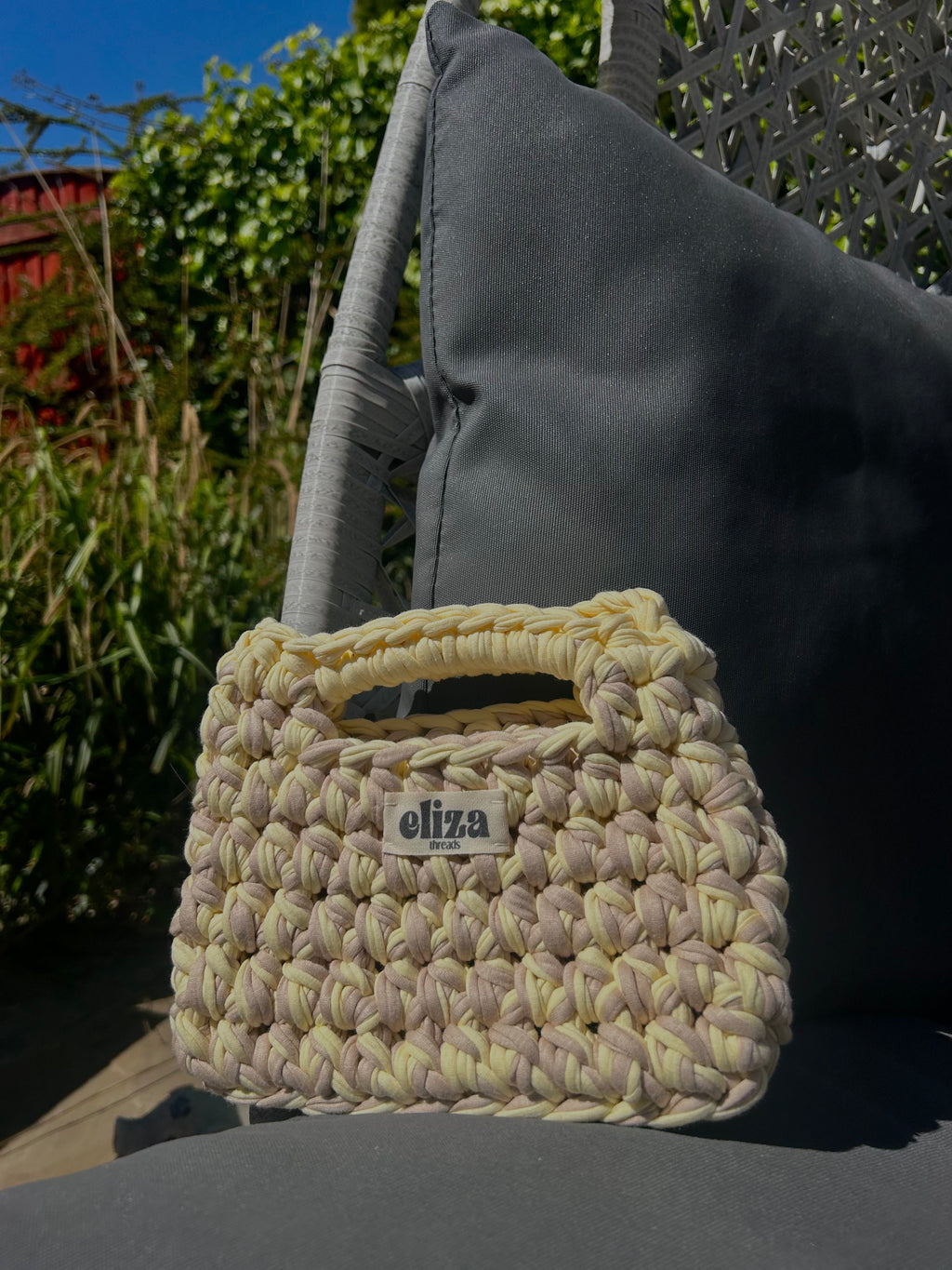 Athena mini in Buttercup mix