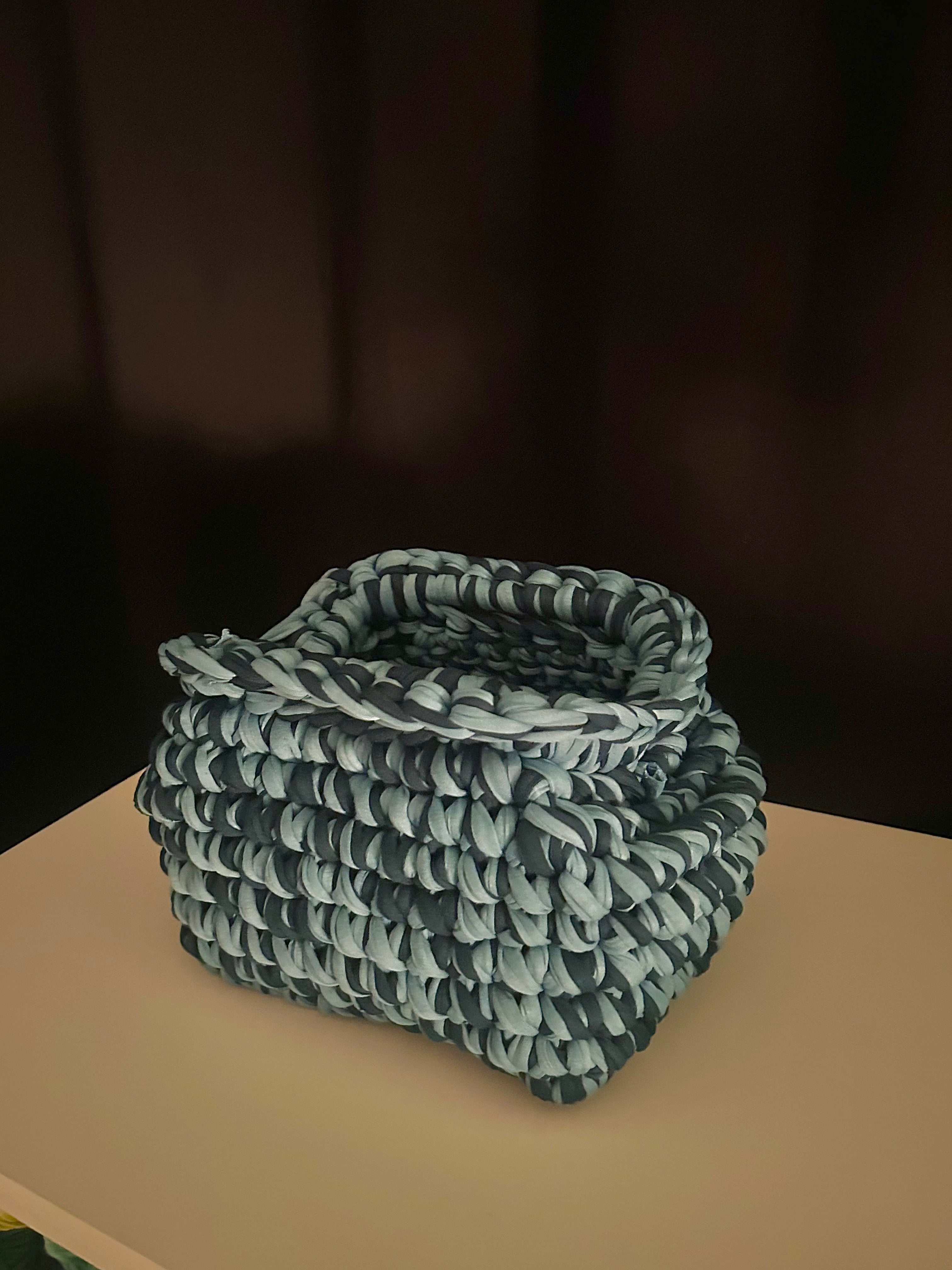 Chunky Blueberry Clutch