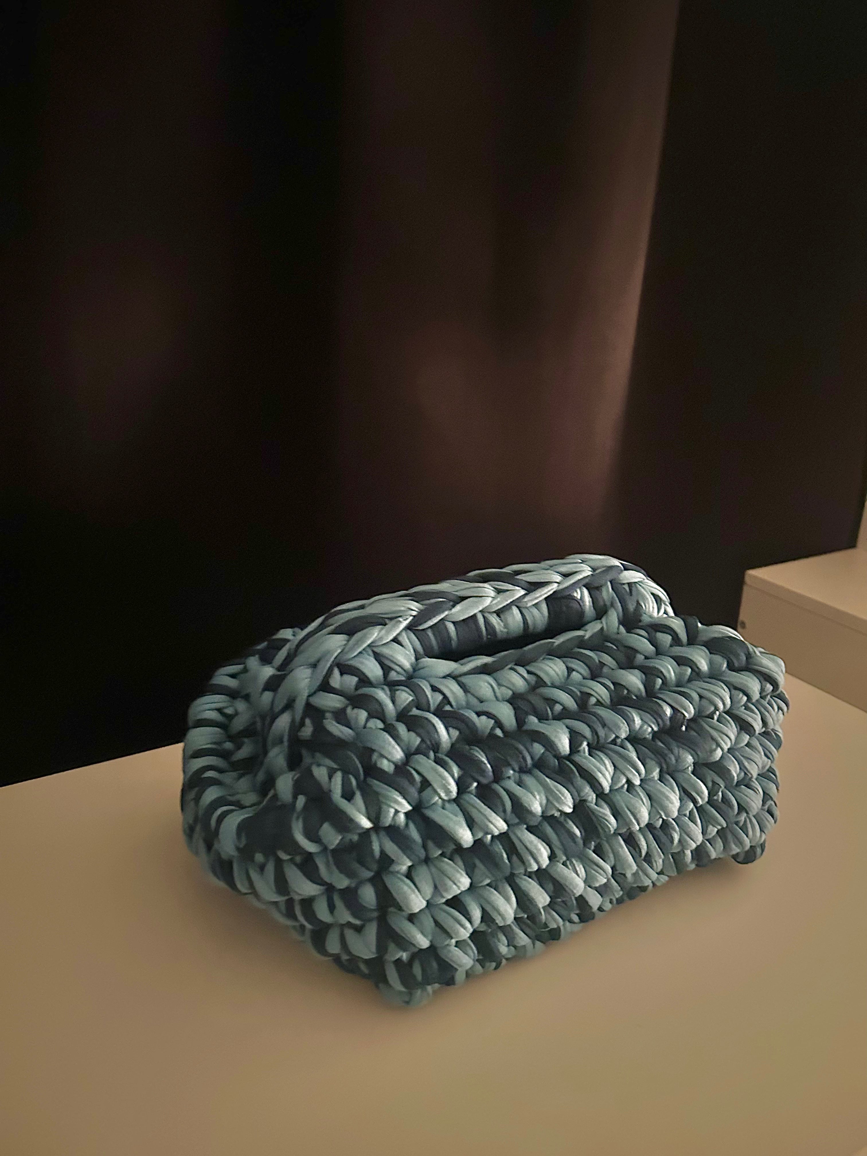 Chunky Blueberry Clutch