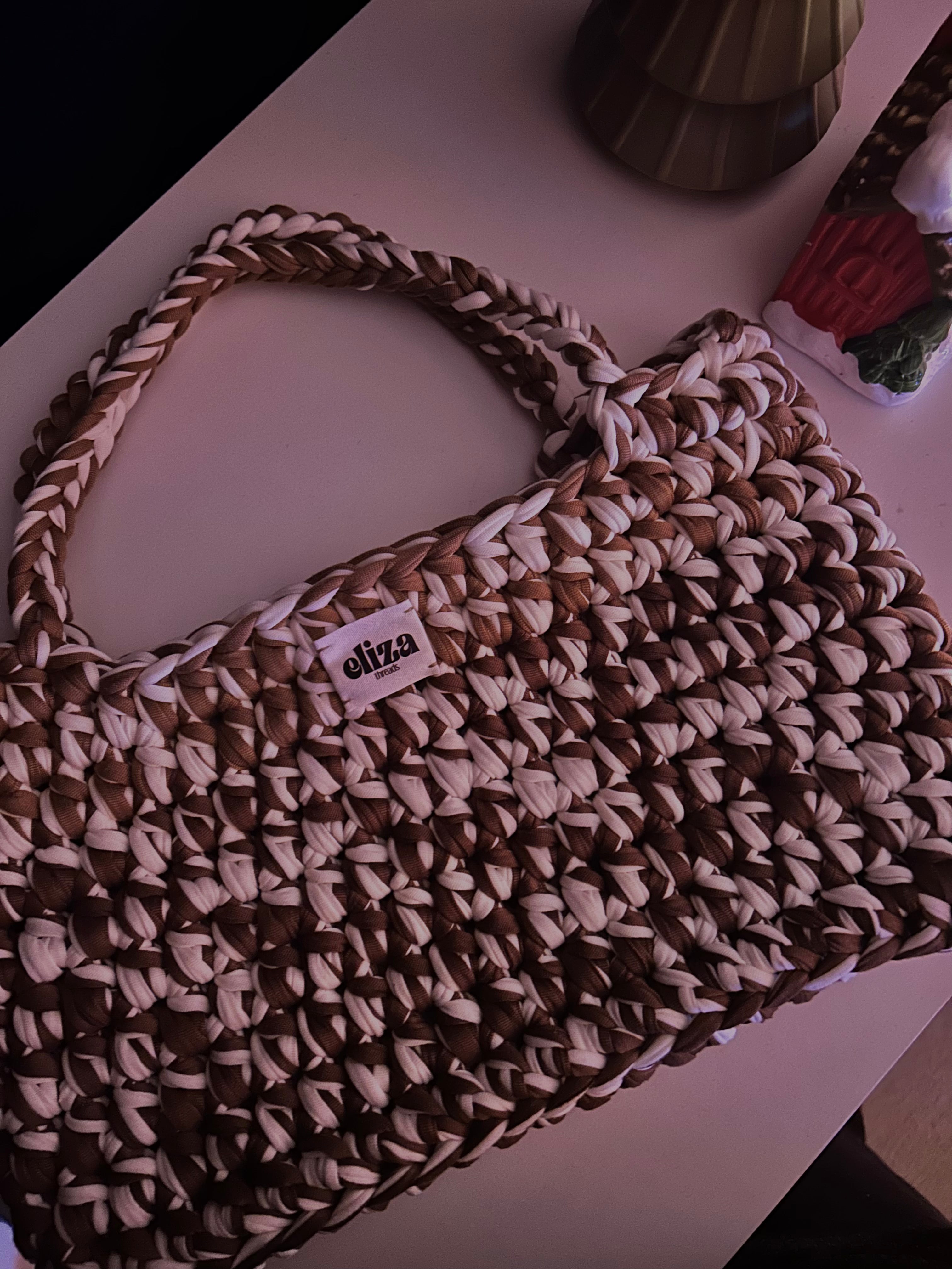 The Basic Shoulder Bag